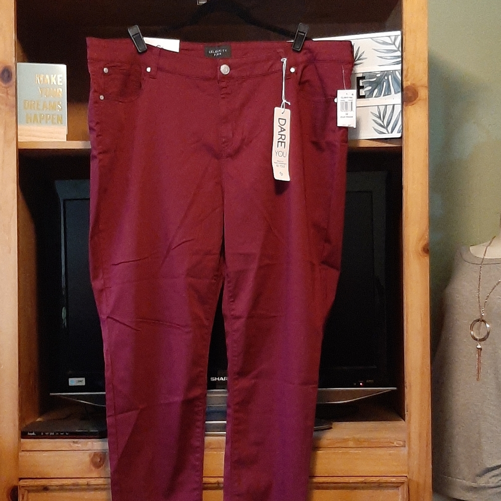 Bnwt Celebrity pink Skinny jeans